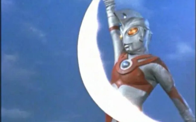 A review of the first scenes where Ultraman used the cutting skill in the Showa era (1966-1987)