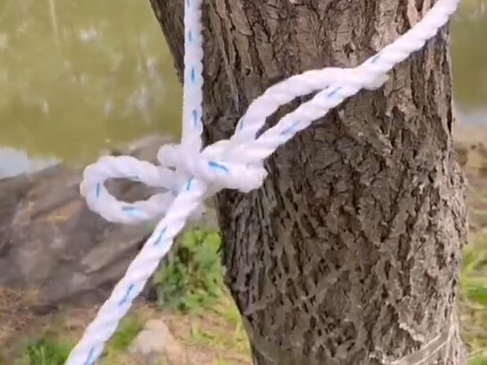 Vua của các nút thắt