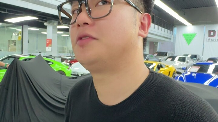 ท้าดวลรถสปอร์ตลึกลับ ทายถูกพาแฟนคลับมาสัมผัสประสบการณ์