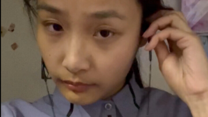 Why would anyone think being ordinary and clumsy could be attractive? In real life, is there really 