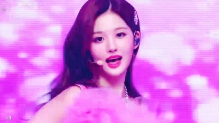Beri dia gaun putri dan kamu bisa melihat dongeng sungguhan! Lagu debut NMIXX 0324 Foto candid pangg