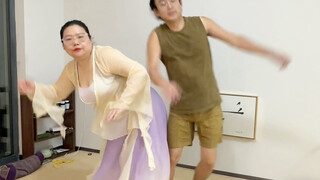 很喜庆的舞蹈最后不太喜庆，哼～！#跳舞 #古典舞 #爱舞蹈爱生活