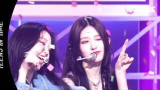 What??? IVE's autumn theme is actually wheat fields?!