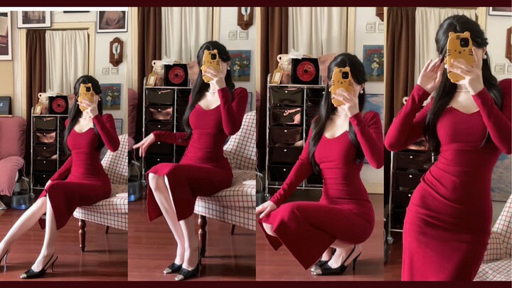 Red Battle Robe