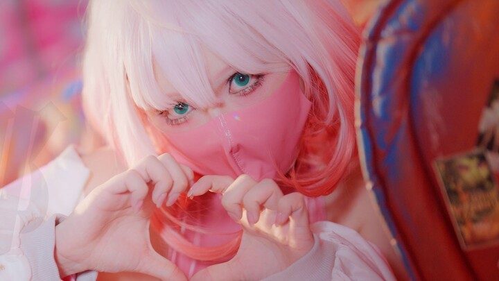 LUNA【High Slit X Sneakers】dd bilang pink lebih menawan! 4K