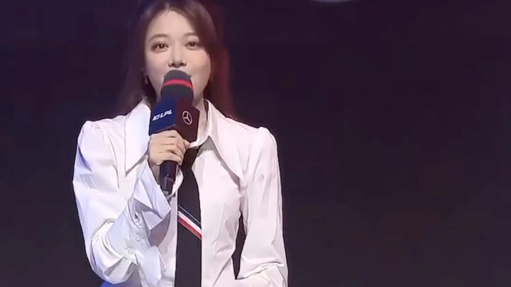 พี่ต๋าจื่อปรากฏตัววันนี้สุดยอดมาก ไม่มีใครเทียบได้ ดิคาเปลี่ยนร่างเวอร์ชัน 2.0