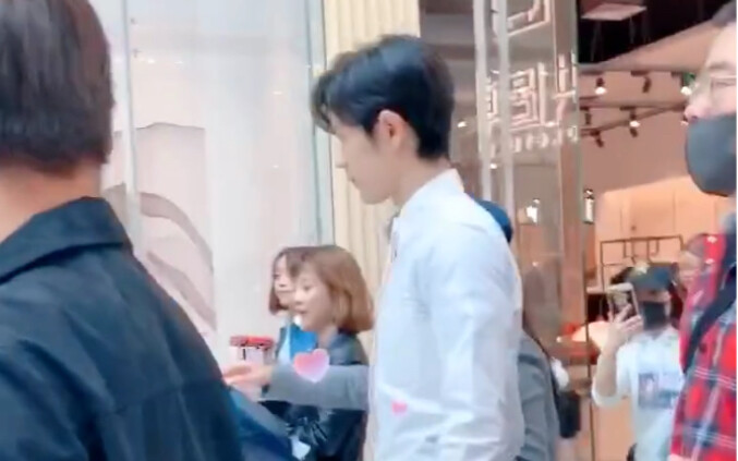 Xiao Zhan: Please Take Good Care of Me for the Rest of My Life – Intermission