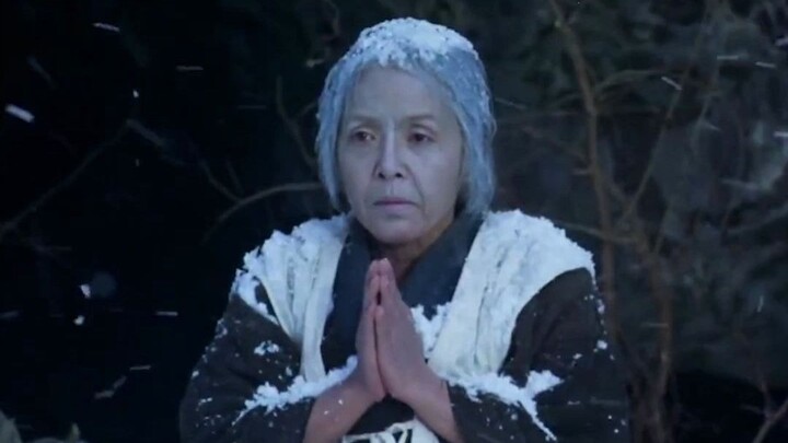 Because of poverty, in this village, elders over 70 have to be carried by their children deep into t