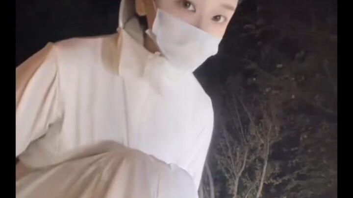 Hôm nay mình phát trực tiếp ngoài trời nhé!