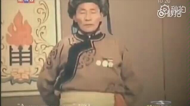 我怀疑他是神仙，又没有证据；我怀疑他嘴里有笛手，也没有证据。