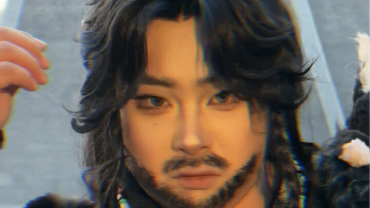 ครูเคยอยู่แผนกประติมากรรมใช่ไหมครับ?