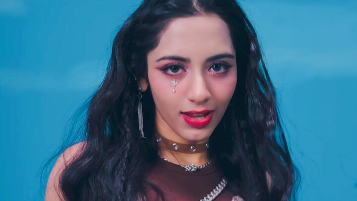 Video tarian lagu debut grup wanita terbatas [Triple iz], “Halla”, telah dirilis!