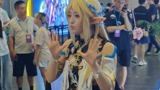 Yes, besides Yasal, there is another Korean cosplayer at BW who is very capable! Leedo! (2)