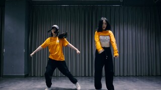 The cool and beautiful choreographer Say My Name Original choreographer: Qiqi Yujie