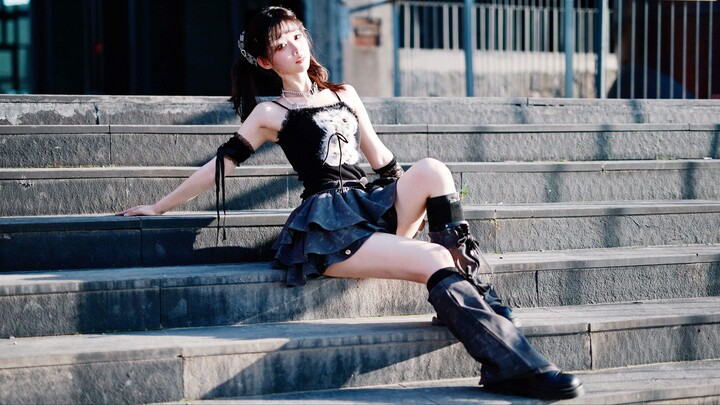 สาวผมหางม้าคู่น่ารักจะเต้นเท่ได้ขนาดนี้เลยเหรอ?!