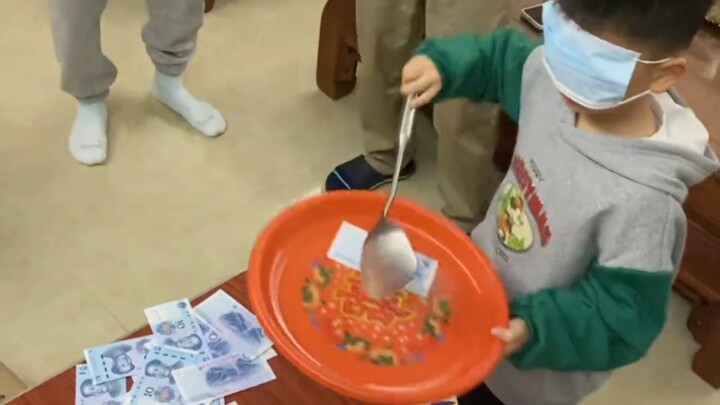 Chương trình truyền thống mừng năm mới