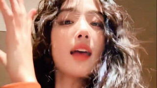 盘点「卢昱晓-手势舞」合集 每个视频都有她自己独有的韵味