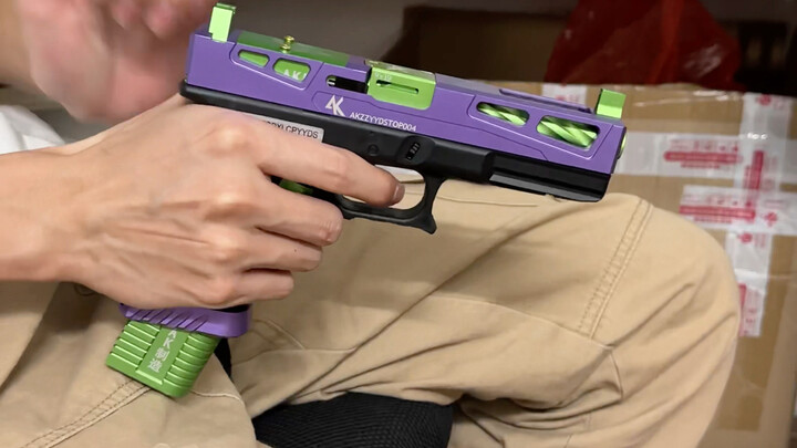 Do you think he is faster or g18c is faster?