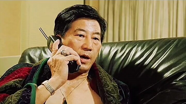 Tiga puluh tahun berlatih keras, tidak sebanding dengan kemampuan selembar uang kertas