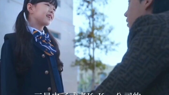 "เกียรติอันมืดมิด ชีวิตประจำวันสุดดราม่าของคุณพ่อหัวใส! ควีนแจฮุนเป็นพ่อสายเปย์ตัวจริงแล้ว!