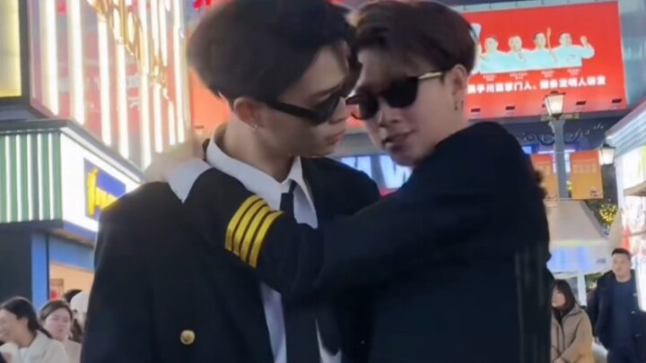 会拽cp又添封神新舞，一个字绝😀