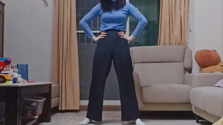 大概是第一个翻跳妈妈豆WooAh Hip全曲的 大年初一祝大家新年快乐
