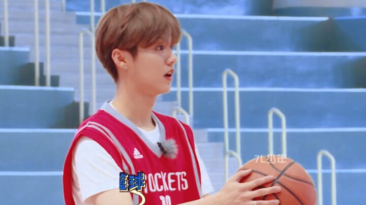 Help! He’s seriously so good at this! Is this how guys always mess with girls?