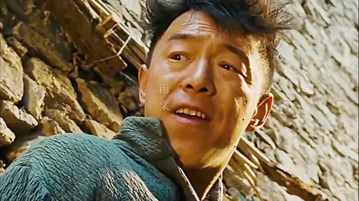 หนิวเจียสือเทผงเร่งอารมณ์ลงในบ่อน้ำกลางหมู่บ้าน…