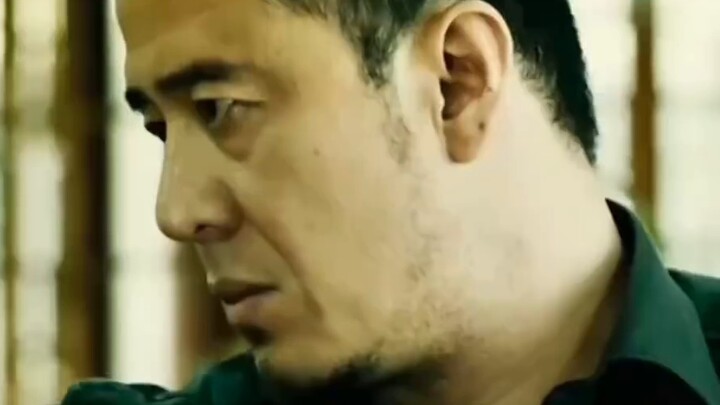 Huaqiang made one last deal for his wife and daughter, but he was reported by his father-in-law