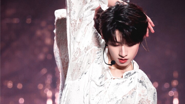 [Zhu Zhixin] A pure desire "Persian Cat" Cutie Sexy interpretation of the authentic three twists and