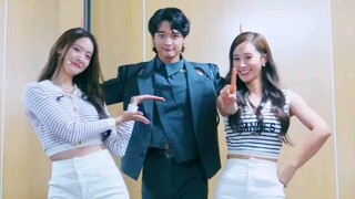 SNSD FOREVER 1 dance challenge with Yuri Yoona Shinee Minho [SMTOWN Live 2022]