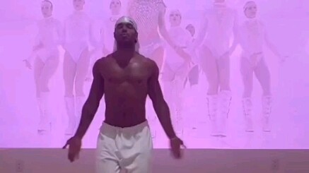 A foreign guy who perfectly replicated Lady Gaga's dance ⚠️