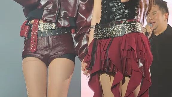 They're so sweet 🥰🥰🥰🥰🥰🥰