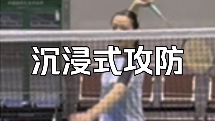 Chị Nhã Quỳnh đánh cầu sát thủ vẫn có nét riêng đấy (doge)