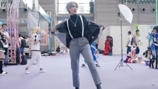 "Sự kết hợp giữa Lữ Hán và Thái Từ Khôn"