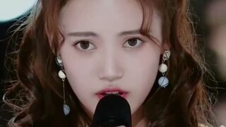 Không ai được phép không xem "Nữ hoàng băng giá" của Tôn Chấn Ni