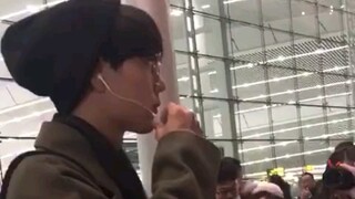 [Xiao Zhan] It’s so cute when Big Lajiao speaks Chongqing dialect!