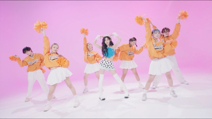 “Sweetness Switch” — Duan Yixuan’s Dance-Practice-Studio Version: The Ultra-Sweet Cutie Is Here!