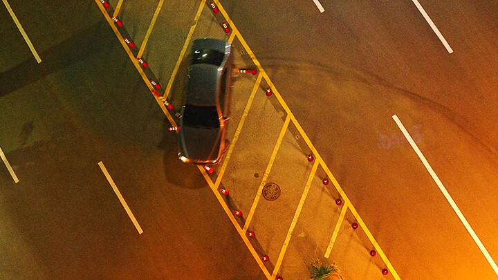 The technical ceiling among female drivers! With this skill, who dares to look down on female driver