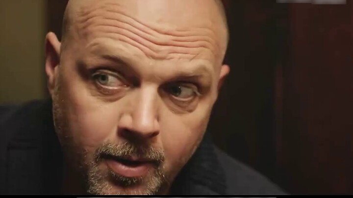 [Phim ngắn tình yêu kỳ ảo] Chiếc máy quay du hành thời gian thử thách mối quan hệ giữa các cặp đôi!