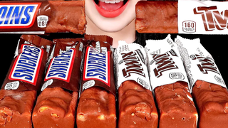 ไอศกรีมแท่งเคลือบช็อกโกแลต ASMR * รองเท้าผ้าใบ SNICKERS TWIX