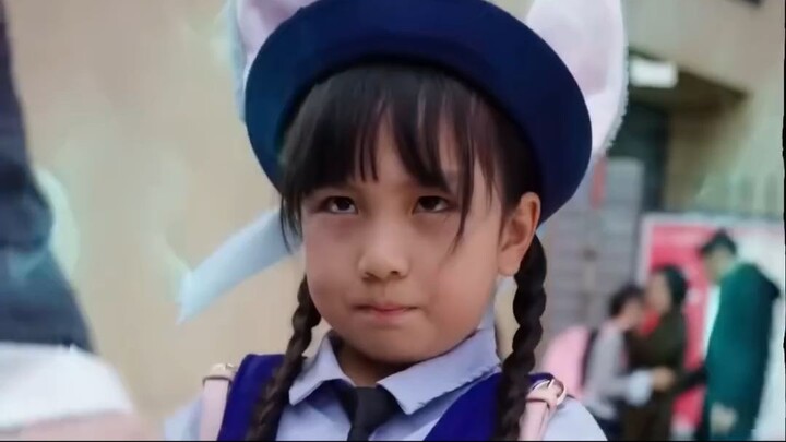 เด็ก 3 ขวบยกชายยักษ์ฟาดพื้นมือเดียว! พ่อลึกลับกลับมา ซีอีโอสาวร้องไห้กอดเขา