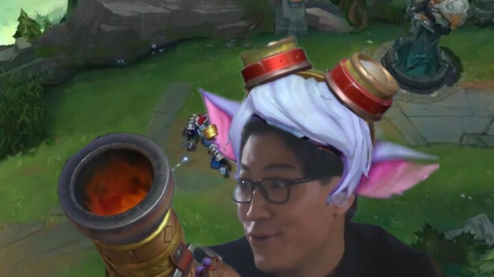 Xiao Pao: Maksud saya, semua yang duduk di sini adalah ***