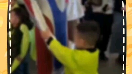 This kid tried to steal Dyna's sh-stick