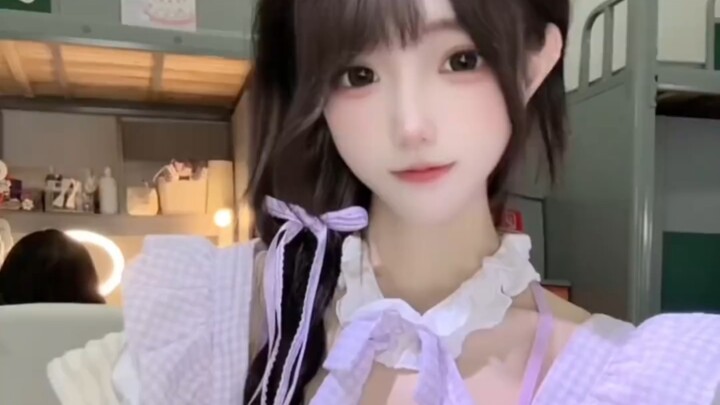 «دفتر يوميات الفتاة الحلوة» فتاة لطيفة وجميلة ورقيقة [إن باو]