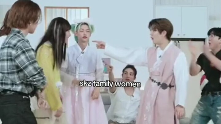【Stray Kids】Para Perempuan Keluarga SKZ