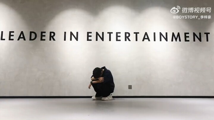 zzzh!也没人告诉我他freestyle这么牛啊...