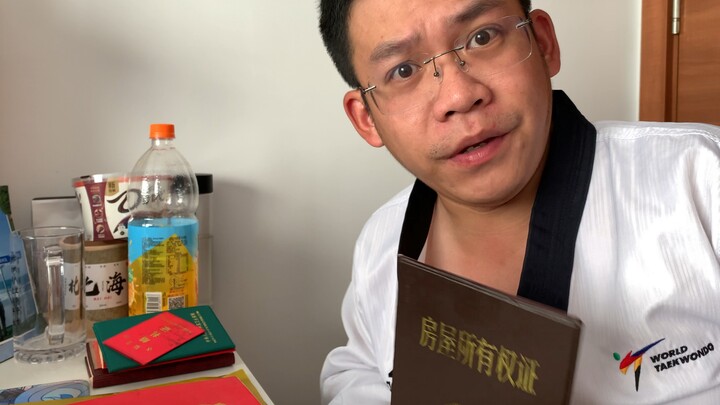 Qu Zebin, you dog official! In-service civil servant from Laibin City, Guangxi Zhuang Autonomous Reg