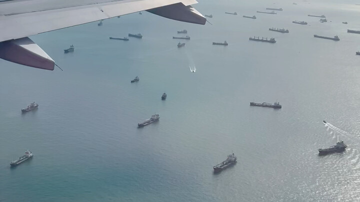 Chỉ khi thực sự bay qua eo biển Malacca, tôi mới thực sự hiểu được ý nghĩa của "tuyến đường biển huy
