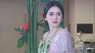 مشهد الزفاف جميل جداً، كان جميلاً لدرجة أنني أغمي علي في المرحلة المبكرة.